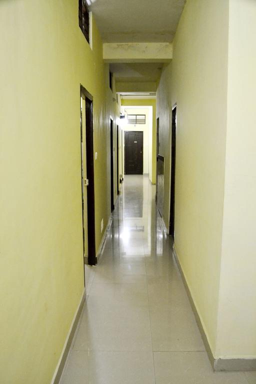 Hotel Galaxy Comforts Mysuru Zewnętrze zdjęcie
