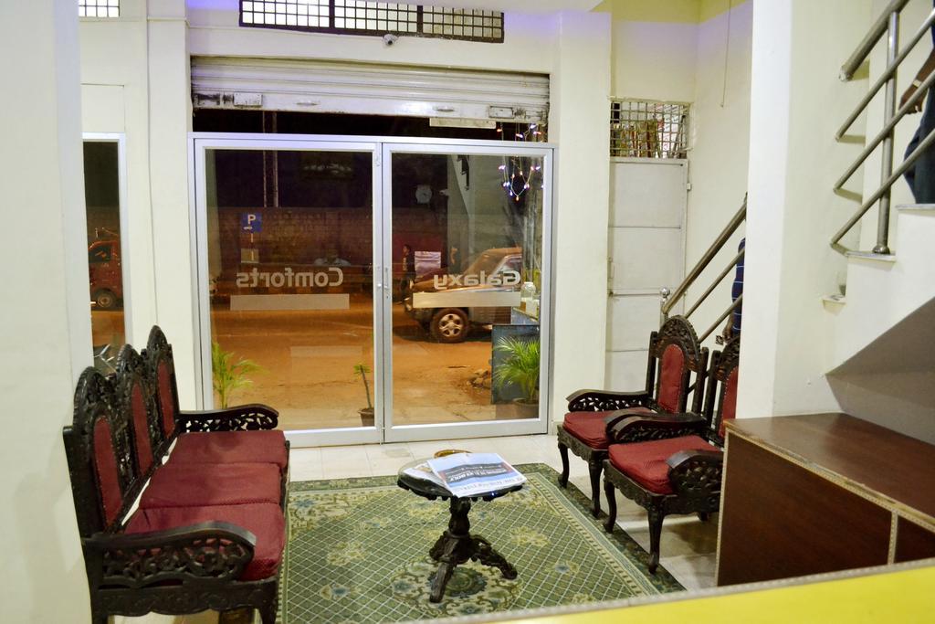 Hotel Galaxy Comforts Mysuru Zewnętrze zdjęcie