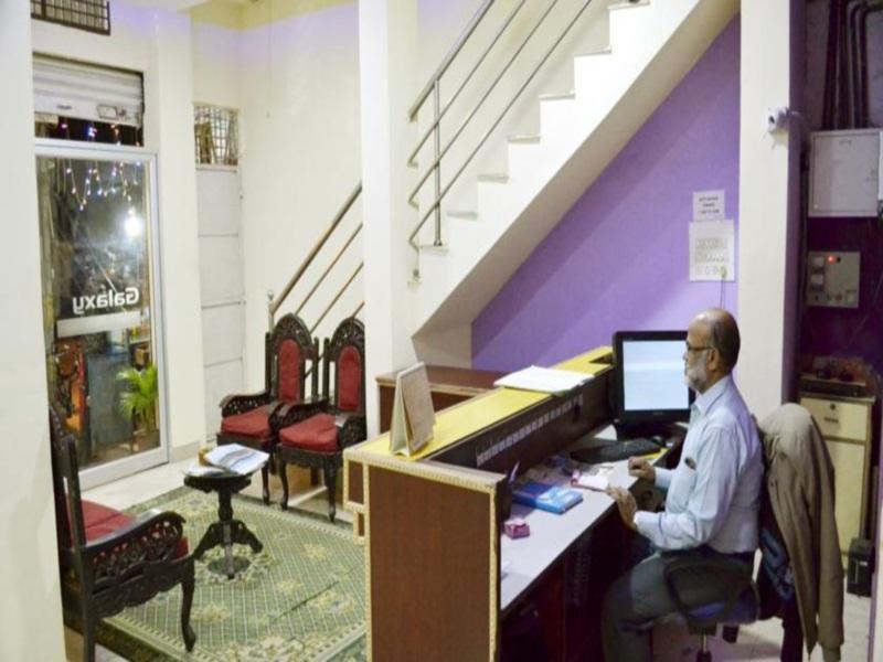 Hotel Galaxy Comforts Mysuru Zewnętrze zdjęcie